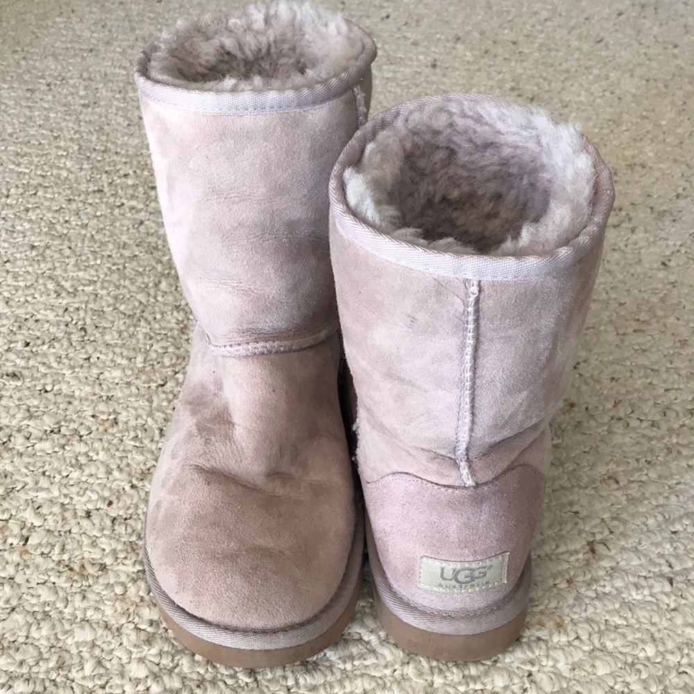UGG Australia light purple lilac boots 5825 US 7